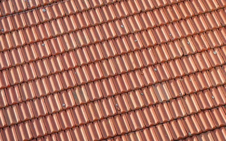 Stará střecha před rekonstrukcí